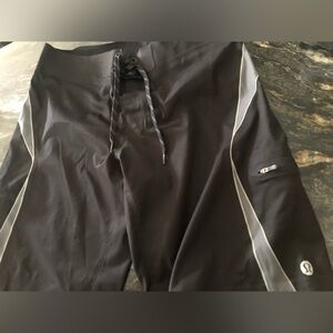 Mens Lululemon Shorts Sz 36